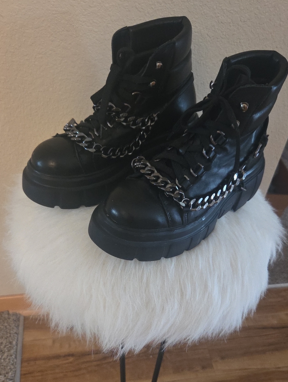 Steve Madden Black Platform Combat Boots with Silver Chain